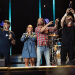 Dierks Bentley Instagram - Don’t forget to tune in to watch #CMAFest tonight in 8/7c on @abcnetwork! Had the best time with my cohosts @laineywilson and @elleking, can’t beat country music fans who come from all over the world for this.. y’all are the best. Nissan Stadium