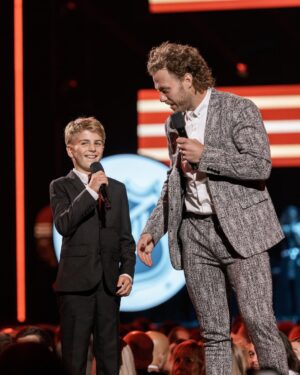 Dierks Bentley Instagram - The #NHLAwards was a night to remember for the both of us.. I might be out of a gig if @knoxbentley7 keeps this up! Btw, guess he got an instagram 😳