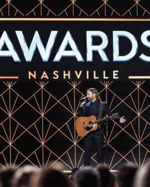 Dierks Bentley Instagram - The #NHLAwards was a night to remember for the both of us.. I might be out of a gig if @knoxbentley7 keeps this up! Btw, guess he got an instagram 😳