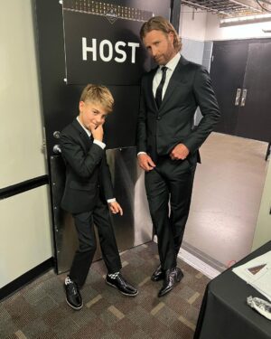 Dierks Bentley Instagram - The #NHLAwards was a night to remember for the both of us.. I might be out of a gig if @knoxbentley7 keeps this up! Btw, guess he got an instagram 😳