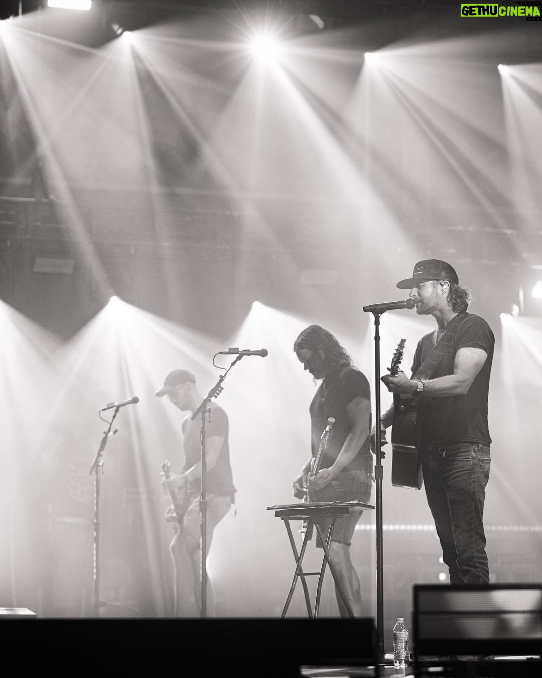 Dierks Bentley - 16.9K Likes - Wrapping up our final week of rehearsals for the #GravelAndGold tour… been at it all spring getting it totally dialed in… gonna be the best summer ever. See you out there!