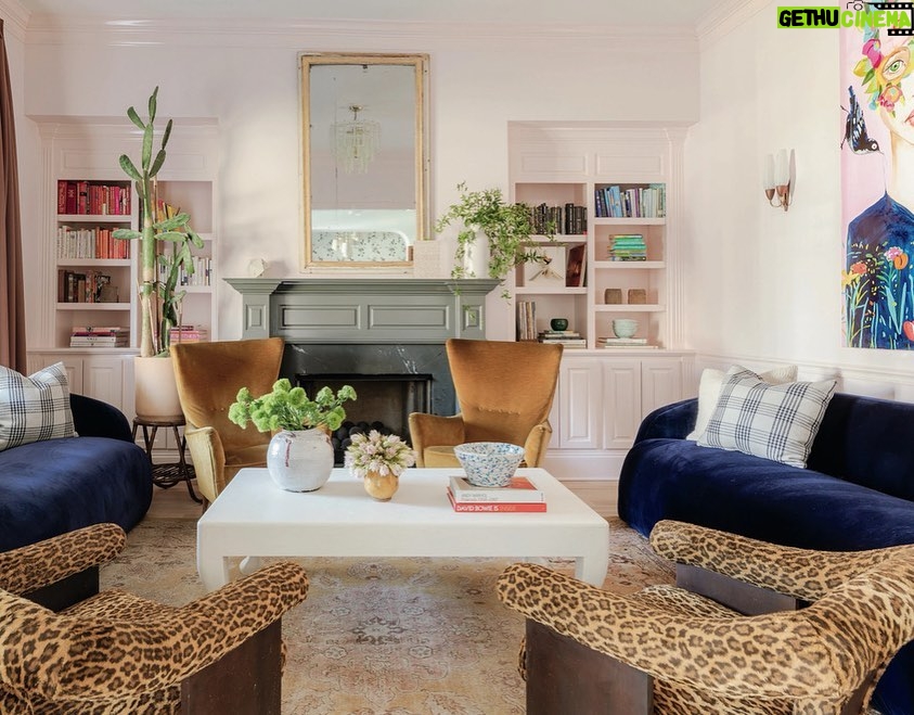Dierks Bentley Instagram - During the pandemic, country superstar @DierksBentley and his family realized that downsizing their living space brought them closer than ever. “This house is smaller than the last house we lived in, and that’s one of the things we love about it,” Bentley says. “We like being close to our kids—and apparently, close to our neighbors.” With help from designer and friend @LindsayRhodesInteriors, they transformed a bright Nashville bungalow into a place to put down roots. Get a peek inside the stunning home at the link in our profile. ⠀⠀⠀⠀⠀⠀⠀⠀⠀ PHOTO: @MARYCRAVENPHOTOGRAPHY ⠀⠀⠀⠀⠀⠀⠀⠀⠀