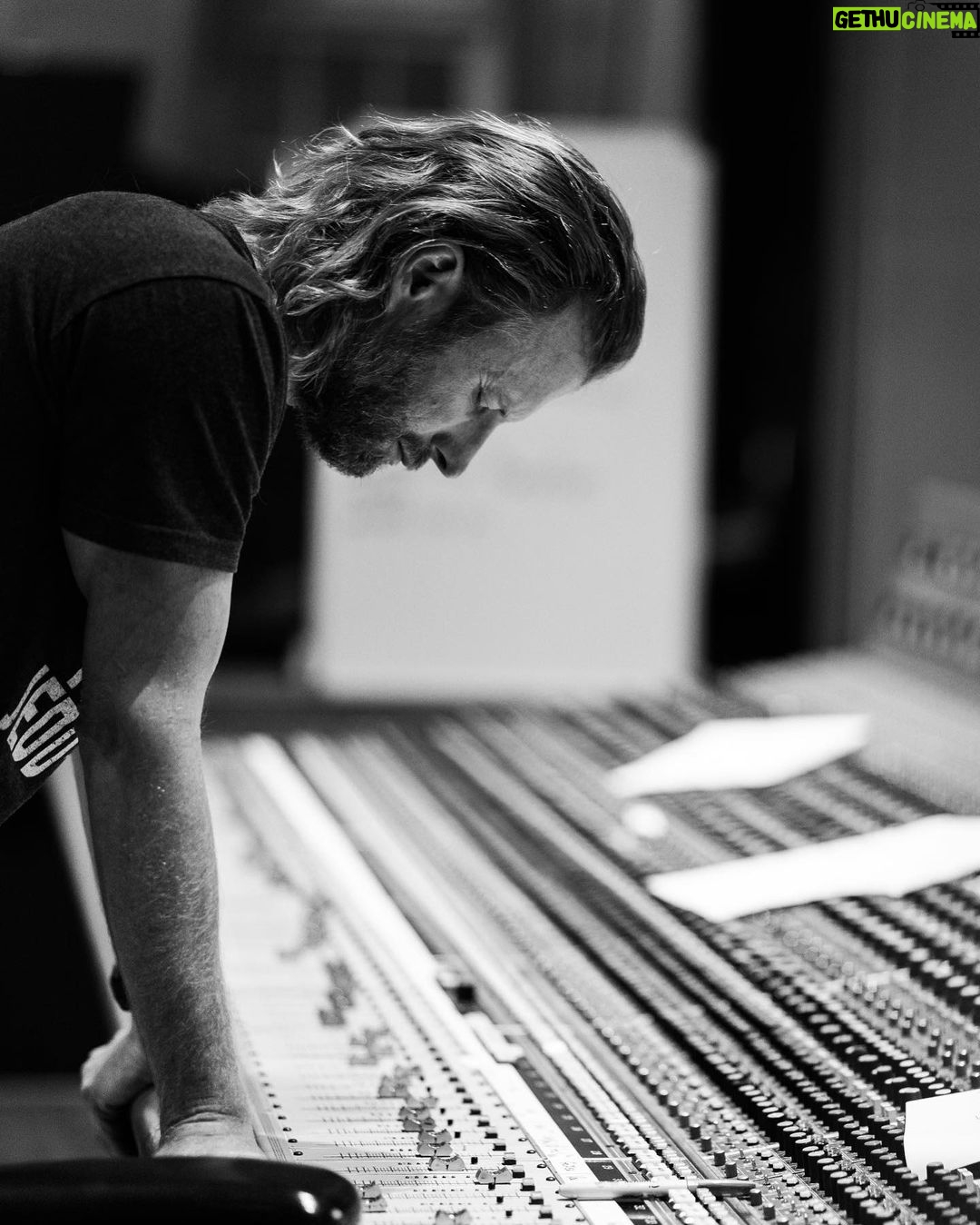 Dierks Bentley Instagram - #GravelAndGold out at midnight Nashville, Tennessee