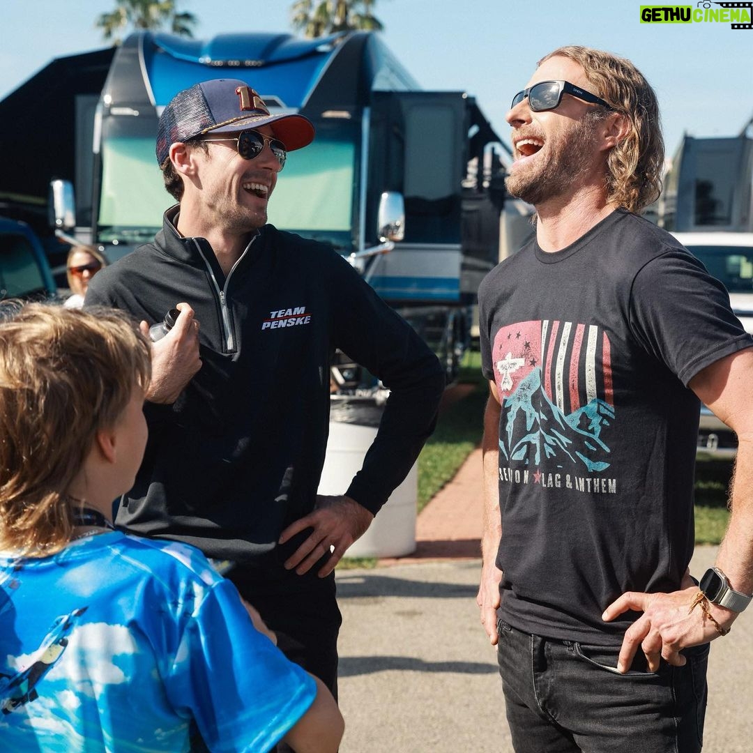 Dierks Bentley Instagram - Catching up with @ryanblaney10 before the race #daytona500 Daytona International Speedway