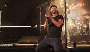 Dierks Bentley Instagram - It’s hard to put into words what wrapping the tour at @redrocksco meant to me. Such a special state, such a special venue, I can’t imagine our last few shows of the year to be anywhere else. Thank you for an incredible summer, y’all sure made gravel feel like gold. #GravelAndGoldTour