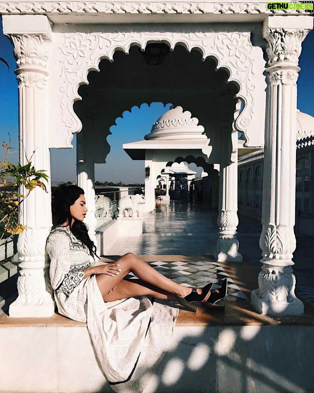 Diipa Khosla Instagram - Breathtaking India, from north to south, from east to west 🙌🏽 Forever a proud Indian, Happy Republic Day 🇮🇳