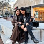 Diipa Khosla Instagram - Love it when you get to meet people, who have brought you joy through the years, made you proud of what you represent, and been an overall bright light in the world. And when they turn out to be even more amazing than what you expected… it’s magical! @sheenamelwani @diipakhosla ❤️ Harvard Square