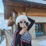 Diipa Khosla Instagram - Majorly missing the snow right now ⛄️🎿 Thanks @airbnb for the best ski trip ever in Zermatt / Cervinia Cervinia-Zermatt