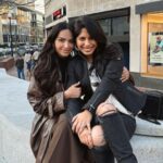 Diipa Khosla Instagram – Love it when you get to meet people, who have brought you joy through the years, made you proud of what you represent, and been an overall bright light in the world. And when they turn out to be even more amazing than what you expected… it’s magical! @sheenamelwani @diipakhosla ❤️ Harvard Square