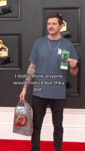 Dillon Francis Instagram - normalize having errands