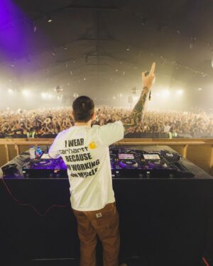 Dillon Francis Instagram - 💖I wear Carhartt because I’m working on myself💖 @stagecoach