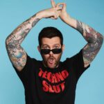 Dillon Francis Instagram - If you had 24hrs w me 😏 what would you do??!! Best answer wins a free “techno slut” shirt and worst answer wins a free “I listen to music” shirt
