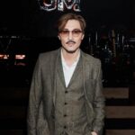 Dima Bilan Instagram - 27 сентября, в особняке на Волхонке, прошел грандиозный ужин в честь премьеры моей новой музыкальной и видео работы #ОСТРОЙБРИТВОЙ! Спасибо Михаилу Гуцериеву @gutserievmedia и Дарье Кузнецовой @darya.cuznetsova , за эту прекрасную музыку и такой чудесный повод собраться вместе с коллегами и друзьями за праздничным столом и вкусным ужином! Таких вечеров я не устраивал очень долго! Спасибо тебе, Яна @rudkovskayaofficial , за включенность и детальность в создании праздника! Все на высшем уровне! Спасибо Аня Чиповская @chi_pa , своим талантом и красотой ты украсила нашу кино - работу! Спасибо Коллегам и Друзьям, которые разделили со мной этот вечер! То ли еще будет! GM - вторая часть, обещает быть ОЧЕНЬ интересной и неожиданной. #билан #димабилан
