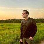 Dima Bilan Instagram - Рубрика: угадайте по количеству локаций, сколько у меня было выходных в этом месяце?😅 #билан #димабилан!