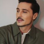 Dima Bilan Instagram - Вчера прошел первый выпуск шоу #МАСКА @weitmedia ! 5 сезон! Новые артисты, новые герои и я, в качестве приглашенного члена жюри в первом выпуске! Уже выбрали себе любимчиков? И есть предположения, кто там скрывается? #билан #димабилан