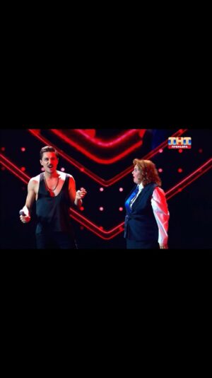 Dima Bilan Instagram - Премьера на ТНТ @tnt_online 
“Проводница до Рязани» ❤️😂 

С сегодняшнего эфира шоу #Конфетка - прямо на ваши устройства! 😁 #билан #димабилан