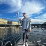 Dima Bilan Instagram - Прогулка по #МоскваРека! И ПОКА ЕЩЕ , не дождливый день! Что там говорят? Самое жаркое лето за последние 150 лет? 😅 #билан #димабилан !