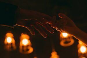 Dima Bilan Instagram - Настроения нет от слова совсем. Мысли вообще о другом, и уже невозможно держать эту боль внутри.  Новый год, дети, мирные жители..
Белгород, я с вами. Примите мои соболезнования.