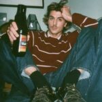 Dima Bilan Instagram - Билан и 90-е! Тот случай, когда искусственный интеллект - неплохая машина времени!😅 #билан #димабилан