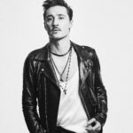 Dima Bilan Instagram - 42! Или как говорят мои близкие - с 24х летием! ☺️ Люблю и ценю тебя, жизнь! Со всеми твоими красками, радостями и испытаниями! Спасибо за все! Как же здорово и интересно ощущать взросление! И впереди еще так много всего и самого важного! #билан #димабилан ! Также спасибо каждому за поздравление, мне очень приятно! Благодарю вас! 🙌🏻