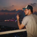 Dima Bilan Instagram - Мой тур по нашей стране и по странам ближнего зарубежья ( Узбекистан, Казахстан) был уже давно проставлен и известен, когда появилось предложение от моих друзей - русского радио, которое идеально вписалось в мою поездку. Видеоотчет с выступление на музыкальном фесте русской медиа группы! Провел на фесте два дня, 4 ноября хедлайнер мероприятия, а во второй день успел открыть второй день мероприятия, еле успев после на самолет в Узбекистан! Вторая часть монтируется, а я уже в Москве! В работе! Как круто, после активной рабочей недели, вернуться домой! ❤️ #билан #димабилан