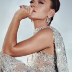 Dima Kandalaft Instagram – Dima X Georges Hobeika X Sayidaty 🤍

Cover shoot for @sayidatynet
Dress by @georgeshobeika
Styled by @jonymatta 
Photoshoot @sharbelboumansour
Hair by @shanttavitian
Make up @hildadaagher
Jewelry by @yessayan

#Cover #Photoshoot #NewPhotoshoot #BeautyShoot #New2021