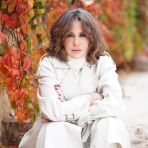 Dima Kandalaft Instagram - يا سيّد السلام، أعد لنا السلام..
في زمن نفتقد فيه السلام.

قريباً • Soon

#ديمة_قندلفت #الميلاد #السلام #يا_سيد_السلام #ميلاد_مجيد

#DimaKandalaft #Peace #ChristamsMood #ChristmasSpirit #CoverSong
