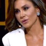 Dima Kandalaft Instagram - ورح تنعرض الخميس (يعني بكرا 😉) ٩:٠٠ المسا على قناة لنا.. اكتشفنا بالحلقة أنا وهشام حداد إننا قرايب 😅 تابعونا وبانتظار تعليقاتكن ❤️ #ديمة_قندلفت #راحت_علينا @hichamhaddadz @lanatv.official