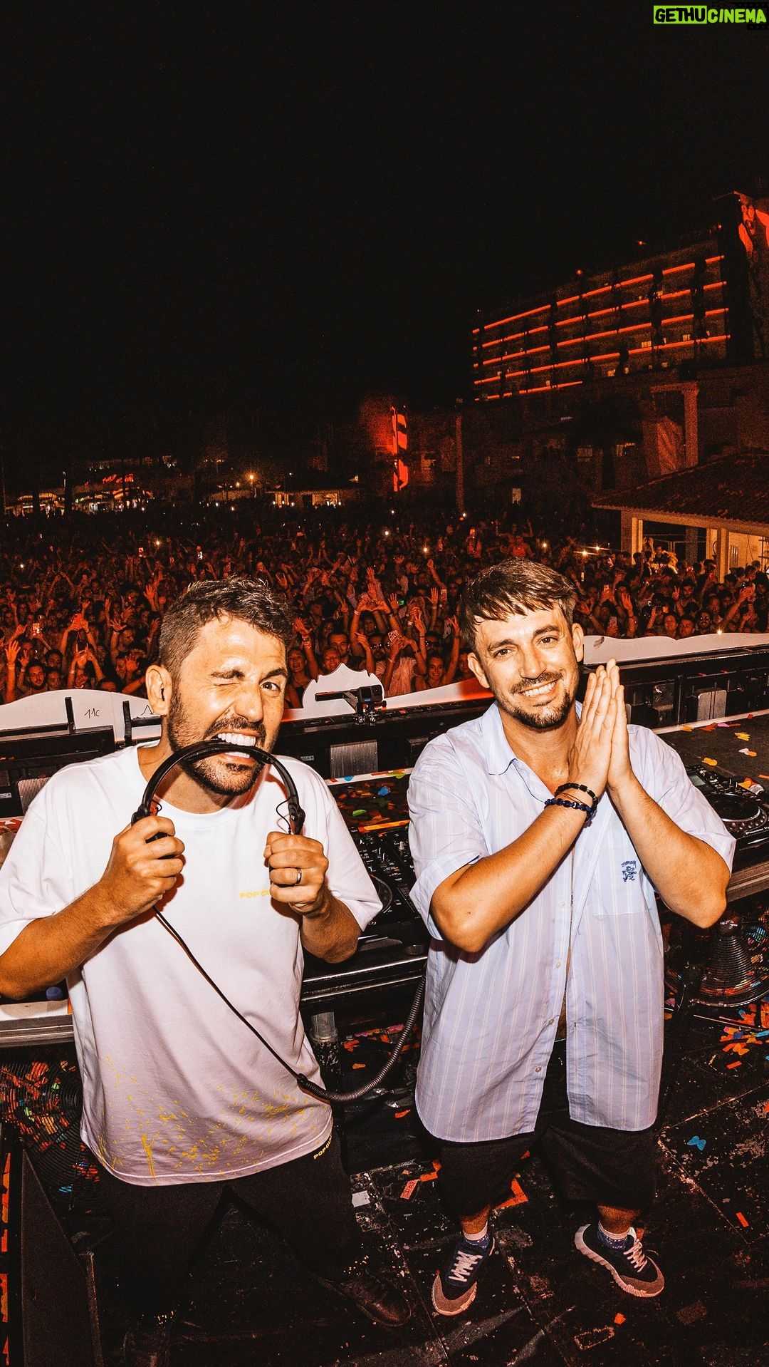Dimitri Vegas Instagram - who’s ready for another round of madness? 🔥 See you tomorrow @ushuaiaibiza Ushuaïa Ibiza