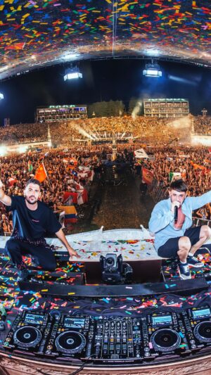 Dimitri Vegas Instagram - Thank you @tomorrowland 
So happy we can do it all over again next weekend ♥️ but first @ushuaiaibiza