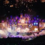 Dimitri Vegas Instagram - As you walk through Arcadiana, you can sense the magic pulsing through the air. As it fills the balloons with life-giving air. Give it up for the Madness from: @dimitrivegasandlikemike .