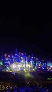 Dimitri Vegas Instagram - A wonderful moment when @dimitrivegasandlikemike played their new release ‘Thank You’ at the Adscendo MainStage.