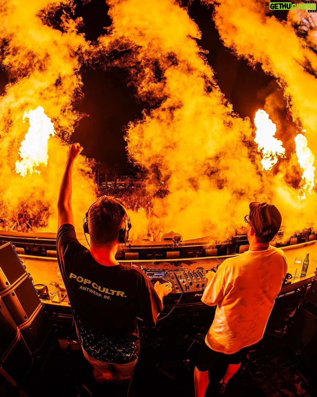 Dimitri Vegas Instagram - Ibiza in full force last night wow 🥵 Ushuaïa Ibiza