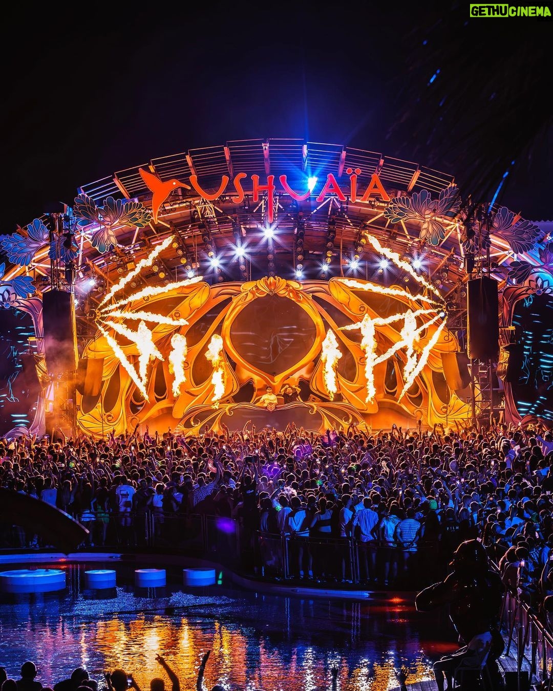 Dimitri Vegas Instagram - Ibiza in full force last night wow 🥵 Ushuaïa Ibiza