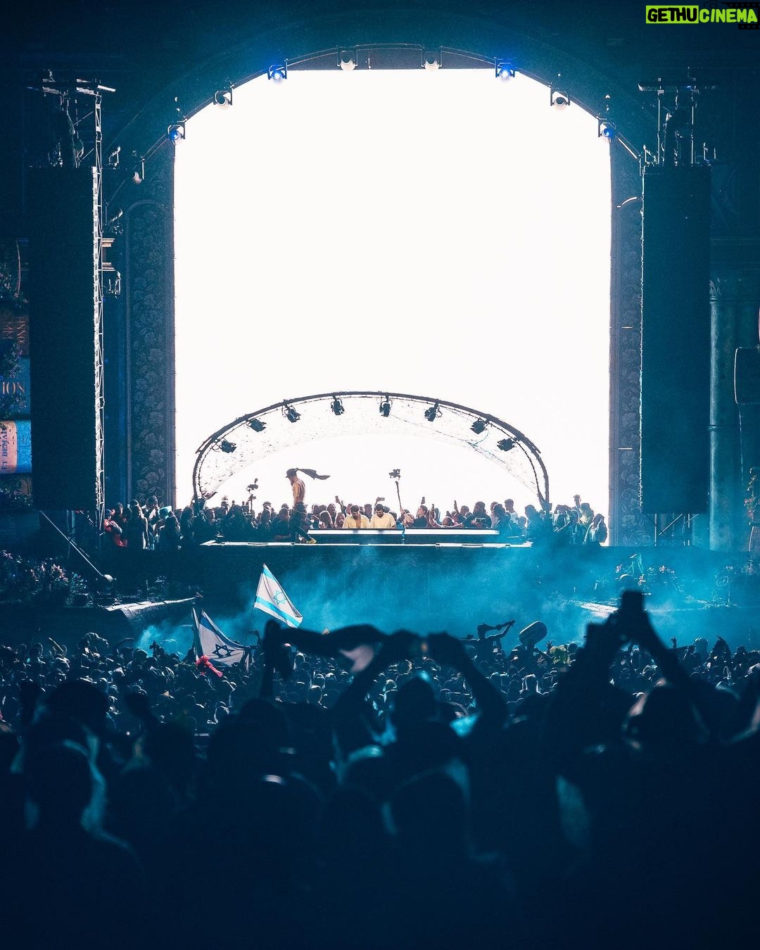 Dimitri Vegas - 31.9K Likes - What a beautiful way to end @tomorrowland 2023! A big thank you to everybody who made these two crazy weekends happen, and a huge shoutout to The People Of Tomorrowā¤ļø