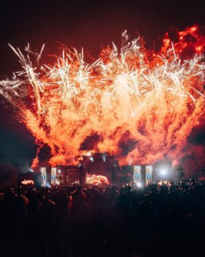 Dimitri Vegas Instagram - What a beautiful way to end @tomorrowland 2023! A big thank you to everybody who made these two crazy weekends happen, and a huge shoutout to The People Of Tomorrow❤️