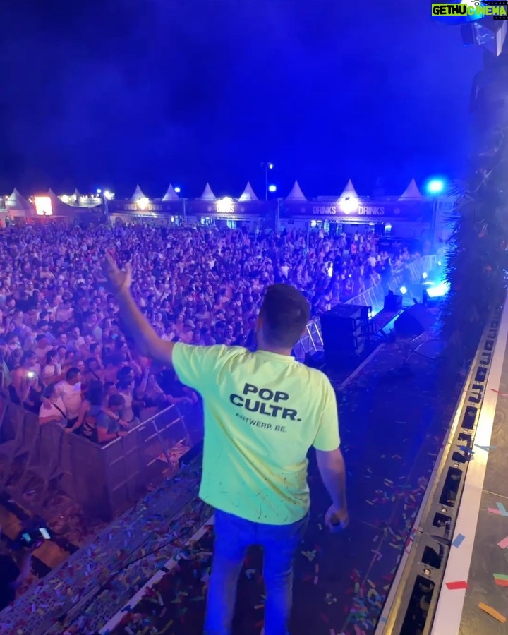 Dimitri Vegas Instagram - Its always good to be Home! π§πͺ Thank you so much Belgium for the love & energy last night π«ΆπΌ Fantasia Festival