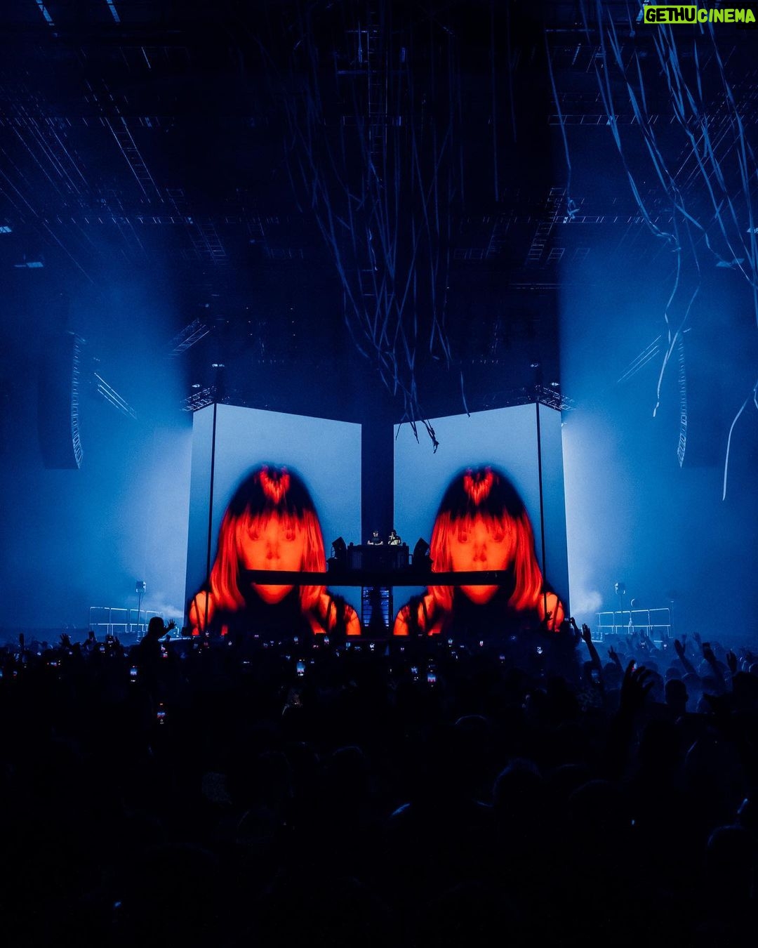 Dimitri Vegas - 35.5K Likes - Thank You London š¬š§
Wembley Arena with our brand new production was a dream!