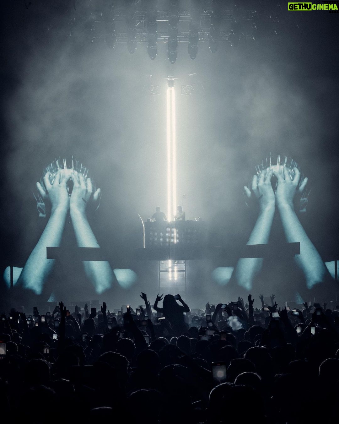 Dimitri Vegas - 35.5K Likes - Thank You London š¬š§
Wembley Arena with our brand new production was a dream!