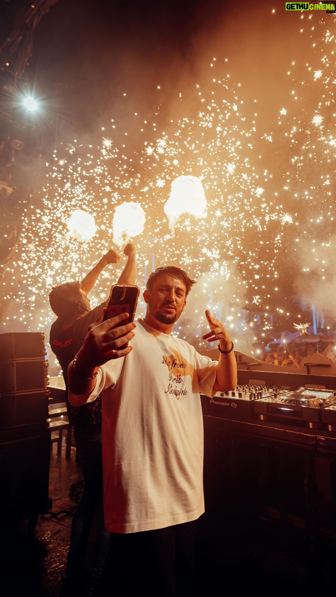 Dimitri Vegas Instagram - Ibiza, we can’t wait to be back tomorrow - last week was a movie 🎥🔥