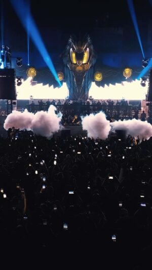 Dimitri Vegas Instagram - Amazing energy and magic under the blissful eyes of Amare. Relive Tomorrowland presents: @dimitrivegasandlikemike at @terrasolisdubai. 

Find full events calendar and all info at: terrasolisdubai.com