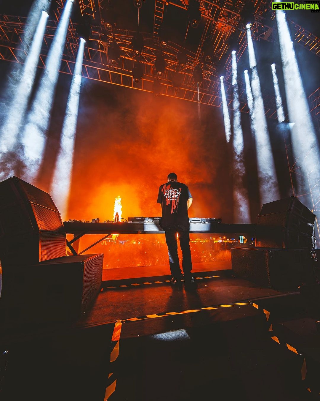 Dimitri Vegas - 38.5K Likes - India š®š³ā¤ļø Three down and two to go - Chennai & Delhi youāre up next š„