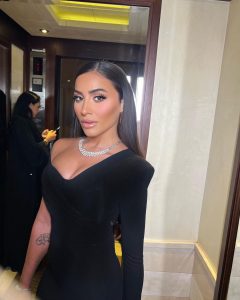 Dina El Sherbiny Instagram - @redseafilm @humanagementme Dress: @zeenazaki Jewelry: @yessayan Makeup: @dinaragheb Hair: @ahmed__mounir