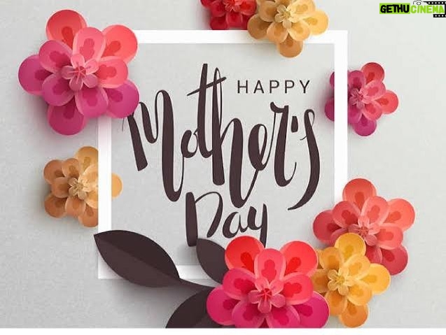 Dina El Sherbiny Instagram - الى اجمل ام فى الدنيا🥰 يا احلى لولاااااا كل سنة و انت منورة حياتى و دائما فى ضهرى و سندى ..ربنا يخليكى لينا وتفضل ضحكتك منوره حياتنا🥰بحبك❤️