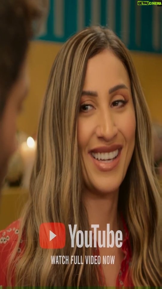 Dina El Sherbiny Instagram - أغنيه هرمون السعادة من فيلم (( تاج ))👑 قصة و سيناريو و حوار / تامرحسني إخراج / ساره وفيق انتظرونا في العيد ان شاء الله كلمات : احمد جابر الحان : على الخواجه توزيع : حاتم محسن تسجيل ومكساج : مودى منير ماستر : على فتح الله لمشاهدة الاغنية كاملة علي اليوتيوب اللينك في ال bio @tamerhosny @tamerhosnyproduction @synergyfilmsegy @skylimitstudio @the.crew44 @filmsquareofficial @k_studio_eg @khalid_talaat @eleonora_marco @eli_official009