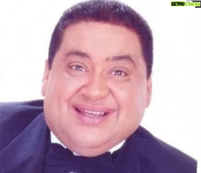 Dina El Sherbiny Instagram - زي النهارده من ١٥ سنه رحل عن عالمنا الفنان الخلوق علاء ولي الدين إدعوله بالرحمه