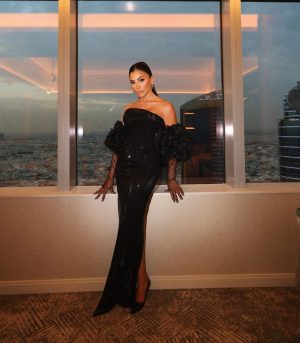 Dina El Sherbiny Instagram - About last night..joy awards🤩 Styled by @mohamedashraff 
Dress @ramikadi 
Jewelery @tiffanyandco 
Hair @simonelmendelek 
Make up @dinaragheb 
Captured by @lea.khneisser  Managed by @humanagementme