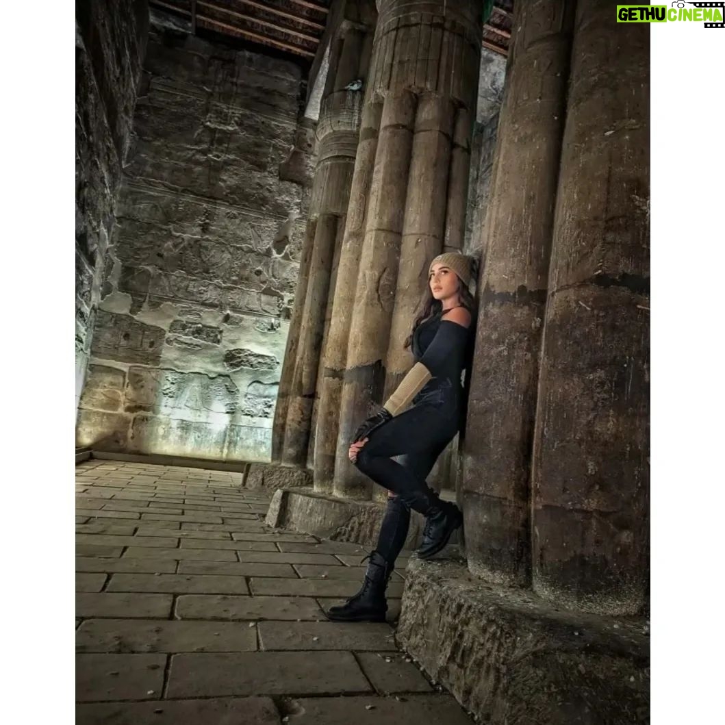 Dina El Sherbiny Instagram - مفاجأة رمضان، هتشوفوا الحلقات قبل أي حد من النهارده مسلسل كامل العدد هتلاقوه على منصة شاهد الساعة ٩ مساء بتوقيت مصر، متحمسة إنكم تشوفوه 🥰 رمضان كريم🌙