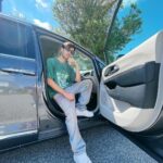 Diogo Melim Instagram - patrao faz assim 😎 escolhi um carrao do @floridarentalcar, tecnologia pura, pra curtir minha semana off nos estados unidos no modo tony stark haha Orlando, Florida