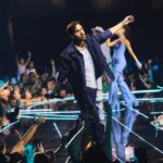 Diogo Melim Instagram - eu me perguntei se tava sonhando ou se era real. nao sei mesmo o que dizer. primeiro DVD, fas de todos os estados, musicos só camisa10, equipe e produção estratosférica. é muito gratificante ter vivido isso. em breve vai ta disponível pra vcs assistirem quantas vezes quiserem. geral que vibrou positivo pra isso acontecer, meu eterno muito obrigado ✨